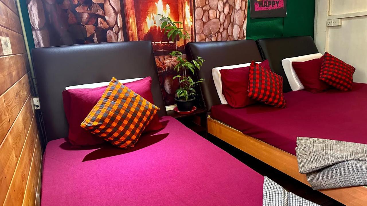 A Lounge Hostel And Cafe Элла Экстерьер фото